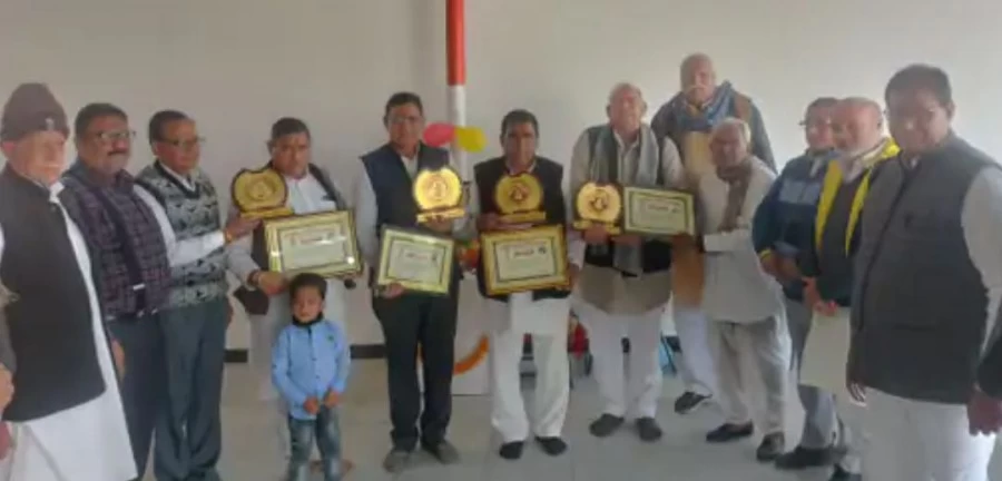 सरदारशहर के गांव मेहरासर चाचेरा में हुआ स्कूल का मुख्य द्वार ऐतिहासिक शुभारंभ