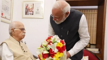 PM Modi Meets LK Advani On Completing 25 Years In Public Life
