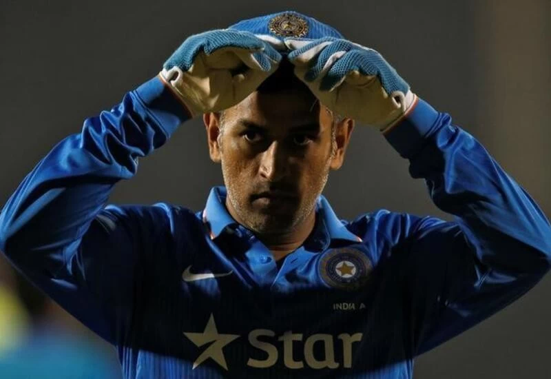 MS Dhoni announces retirement from international cricket