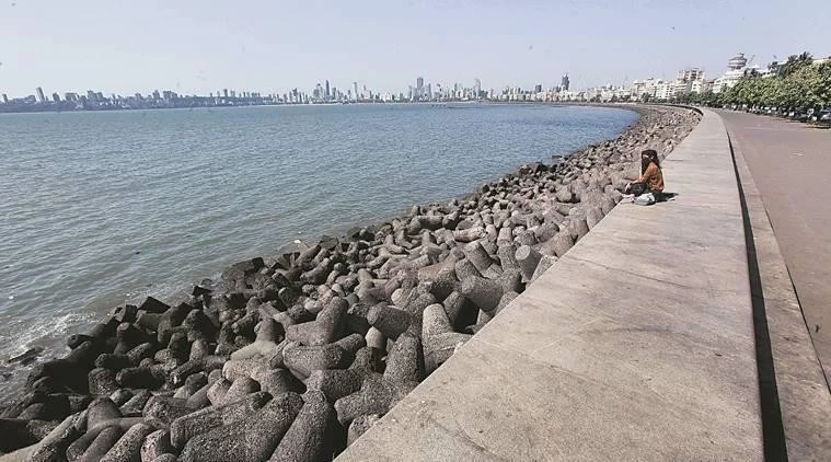मुंबई में 15 जनवरी तक शाम 5 से सुबह 5 बजे तक लोगों के समुद्र तट व पार्क जाने पर प्रतिबंध