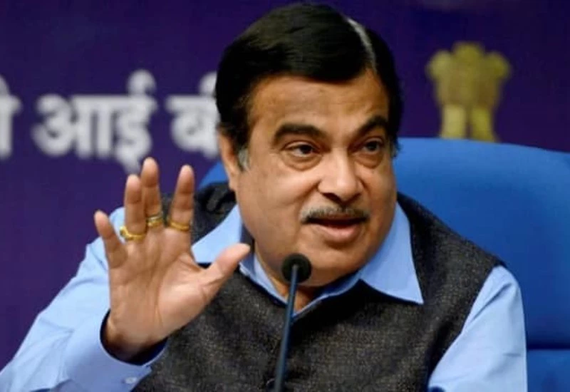 नितिन गडकरी ने किया ऐलान, वाहन चलाने वालों को ऐसे मिलेगा बड़ा फायदा