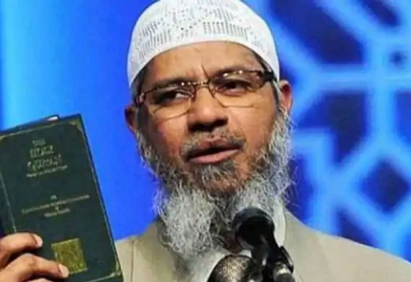 भगोड़े जाकिर नाइक की फंडिंग पर बड़ा खुलासा, भारत के खिलाफ रच रहा नफरत की साजिश