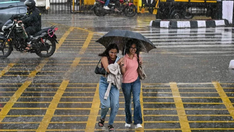 Weather Alert: Heavy Rain Forecast For 14 States Including Bihar And Bengal
