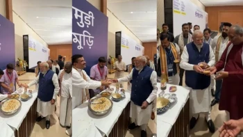 PM Modi Breaks Nehru Record: Shares Jhalmuri with NDA Leaders at Bharat Mandapam