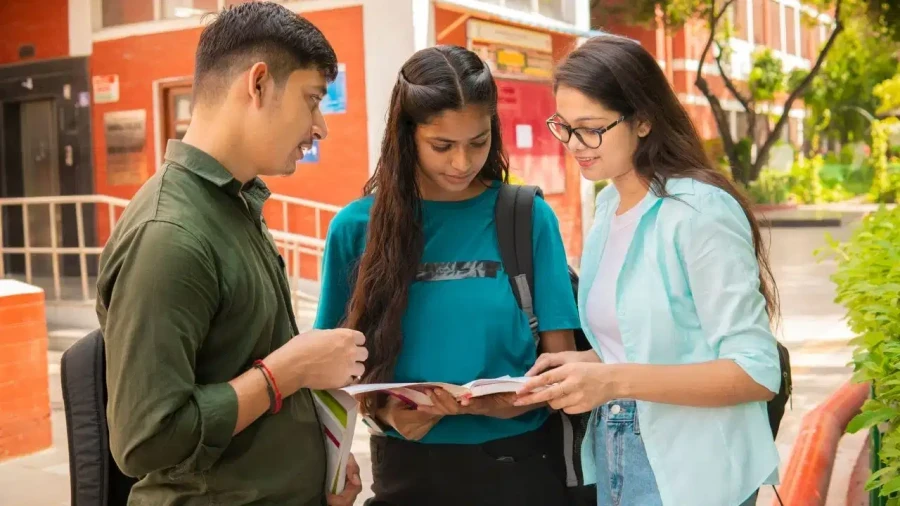 NEET UG 2026 री एग्जाम: ड्रेस कोड और बायोमेट्रिक पर NTA की नई एडवाइजरी जारी