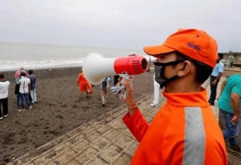 बीएमसी कमिश्नर बोले- हमें तूफान से निपटने का अनुभव नहीं, ओडिशा से मांगे टिप्स