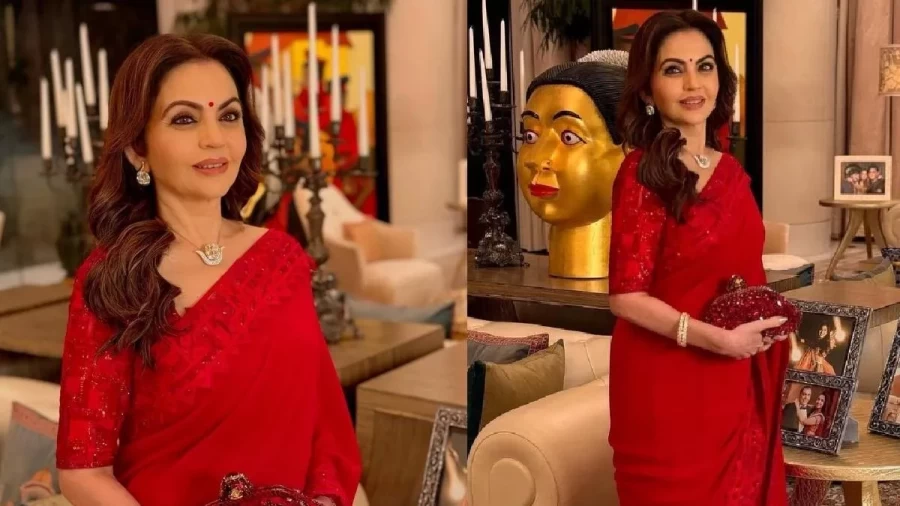 Nita Ambani's photo gives a glimpse of Antilia's room, entire Ambani family is visible
