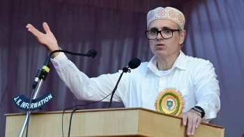 'आत्मसम्मान बचा है तो इस्तीफा दें', BJP ने उमर अब्दुल्ला को दी गांदरबल से दोबारा चुनाव लड़ने की चुनौती