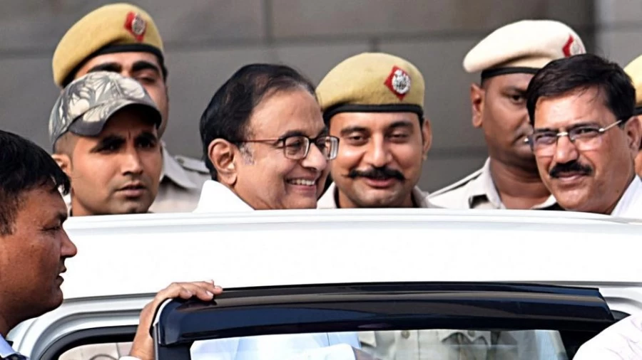 P Chidambaram, son Karti get pre-arrest bail in Aircel Maxis case