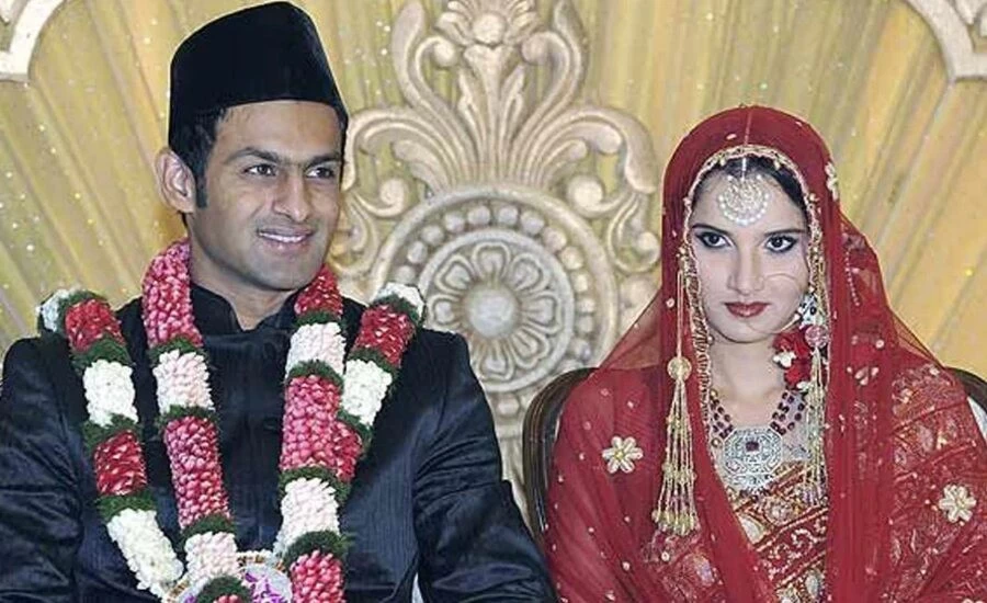 शोएब मलिक की पहली बीवी नहीं हैं सानिया मिर्जा, जानिए किनसे हुई थी पहली शादी