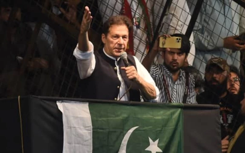 Imran Khan s live speeches banned from satellite TV channels by watchdog for threatening state institutions