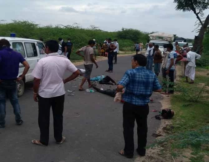 पाली में दो मोटर साइकिल की जोरदार भिंड़त, चार की मौत, दो घायल