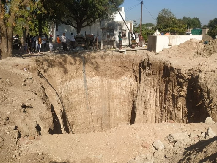 पाली में 90 फीट गहरे कुएं में मिट्टी ढहने से दबे मजदूर का शव निकाला गया बाहर