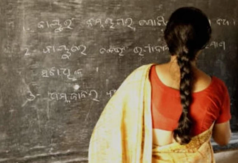 Female teacher absconding with 11th student, used to teach tuition at home for 4 hours everyday