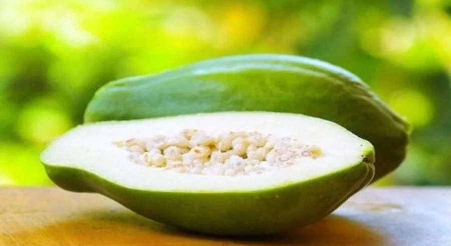 पका ही नहीं, कच्चा पपीता भी आपकी सेहत के लिए बड़ा फायदेमंद, जानें इसके फायदे