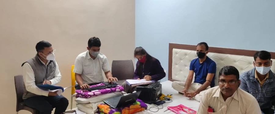 पटवारी की नौकरी और नवाबी शौक, आदिवासी किसान से रिश्वत लेते ट्रेप हुआ गिरधारीदान, अब हवालात में गुजरेगी रात