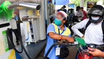 पेट्रोल-डीजल के ताजा रेट जारी, चेक कर लें अपने शहर का भाव