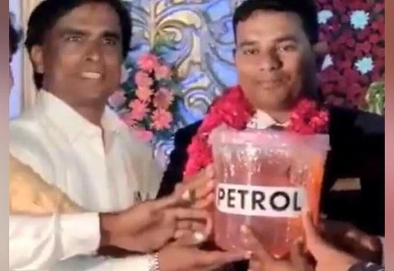 Congress leader gifts 5 litres of petrol to friend from TRS at his wedding