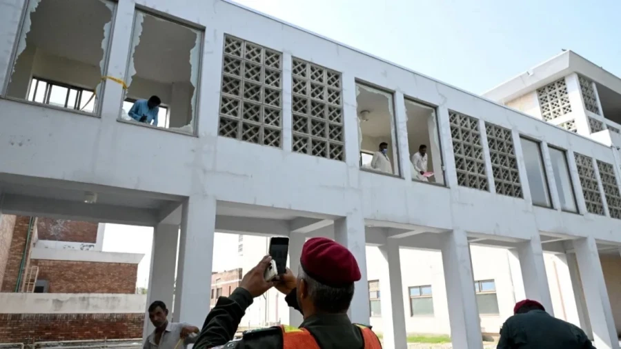 इस्लामाबाद के अस्पताल में आग से हाहाकार, 15 नवजातों की मौत, एसी कंप्रेसर फटने से हादसा
