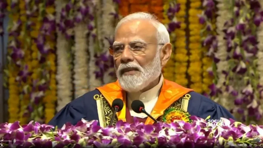 पीएम मोदी का आईआईटी दिल्ली में संबोधन: 'मैं बाबा बागेश्वर नहीं हूं', छात्रों को दी भविष्य की सीख