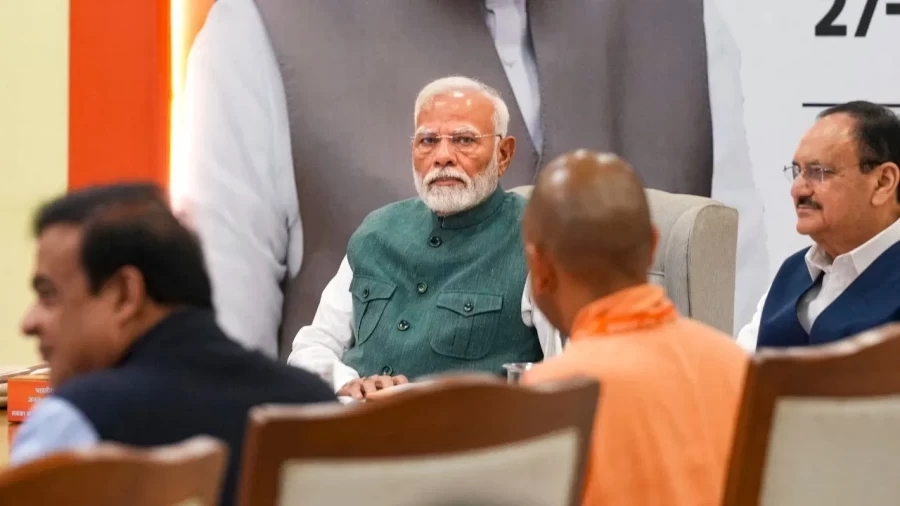 Do not tamper with central schemes, PM Modi said in CM's meeting