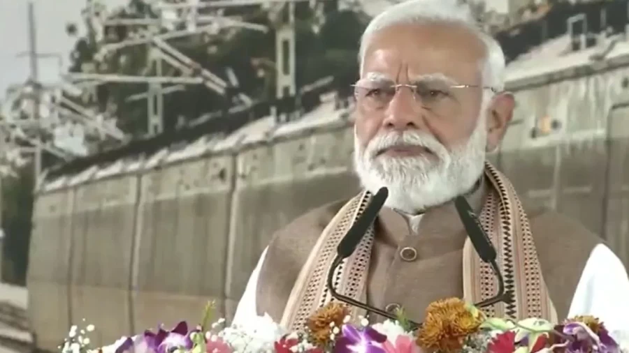 पीएम मोदी का मेरठ में कांग्रेस पर प्रहार, एआई सम्मेलन में विरोध को बताया 'वैचारिक दिवालियापन'