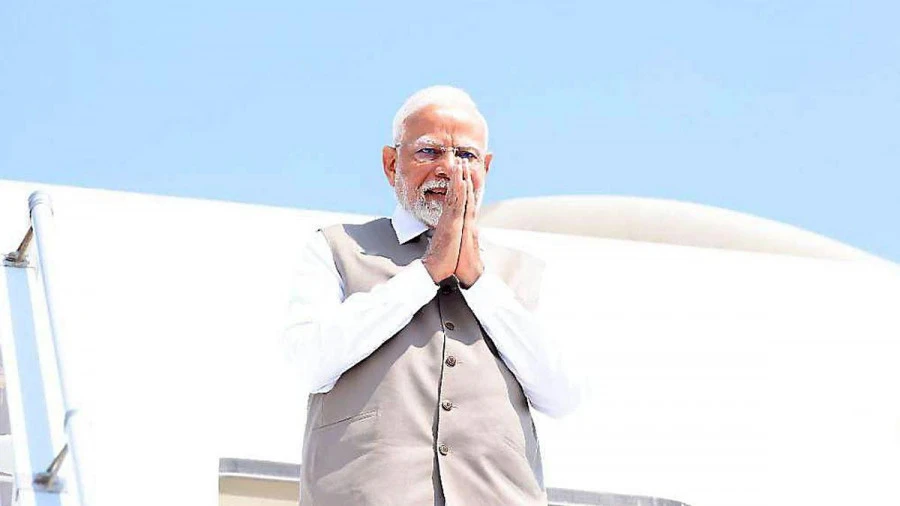 पीएम मोदी पहुंचे स्लोवाकिया: राष्ट्रपति पेलेग्रिनी और पीएम फिको से करेंगे ऐतिहासिक मुलाकात