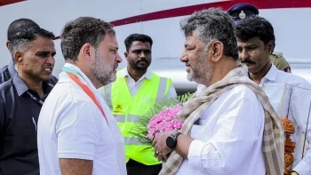 कर्नाटक कांग्रेस की बढ़ी मुश्किलें: मुस्लिम नेताओं ने कैबिनेट में मांगी 5 सीटें, दी आंदोलन की चेतावनी