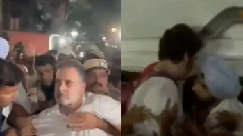 दिल्ली पुलिस ने राहुल और प्रियंका गांधी को लिया हिरासत में, चुनाव आयोग के खिलाफ प्रदर्शन पर भारी हंगामा