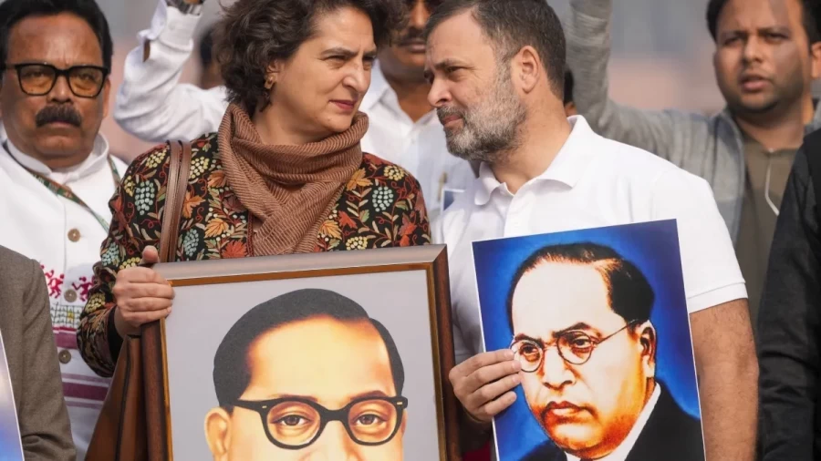 Opposition MPs will come to Parliament today wearing blue clothes