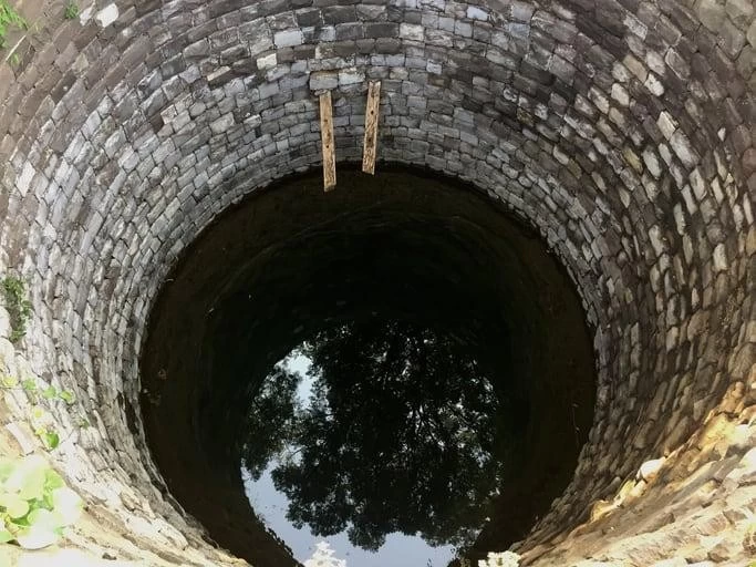 Rajasthan woman jumps into well with 5 daughters over fights with husband