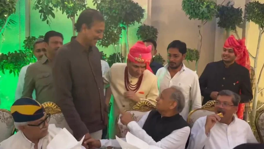 Rajasthan: Gehlot and Gudha Meet, Red Diary Mentioned at Social Event