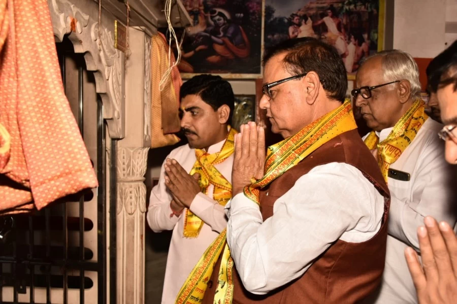 33वीं श्री गढ़गणेश धाम की पैदल परिक्रमा एवं शोभायात्रा