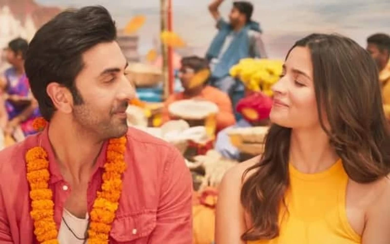Brahmastra box office collection day 9 Ranbir Kapoor Alia Bhatt film high jump on weekend early estimates