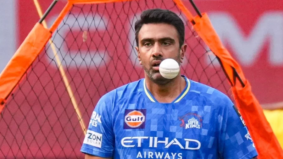 अश्विन की जगह CSK में किसकी होगी एंट्री? ये गेंदबाज सबसे बड़े दावेदार