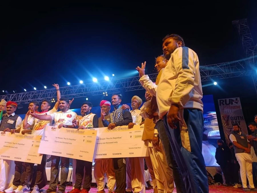 The enthusiasm of the youth was reflected in the Run for the Desert organized by Ravindra Singh Bhati