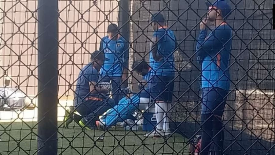 सेमीफाइनल मैच से पहले टीम इंडिया को लगा बड़ा झटका चोटिल हुए कप्तान रोहित शर्मा