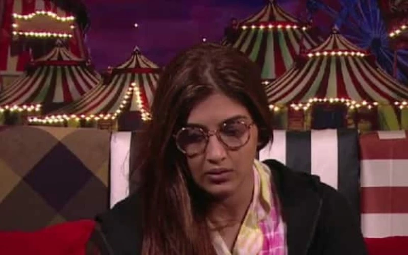 Bigg Boss again strictly took action against this contestant Watch latest Promo