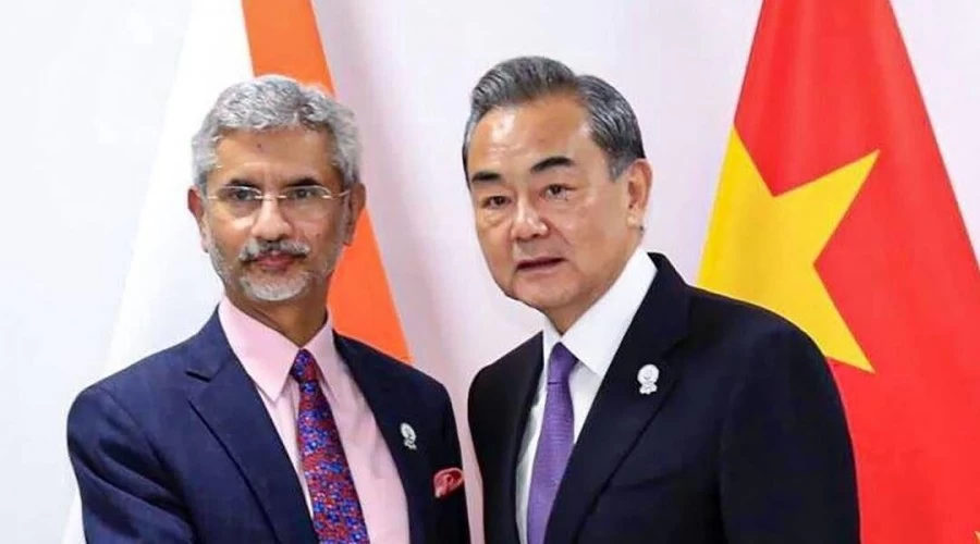 हमारे संबंध निम्न स्तर पर हैं, पारस्परिक रूप से स्वीकार्य समाधान को तैयार: भारत से चीन