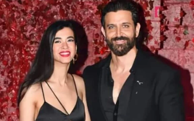 ऋतिक रोशन की गर्लफ्रेंड सबा आजाद को उनकी बेटी समझ बैठे लोग