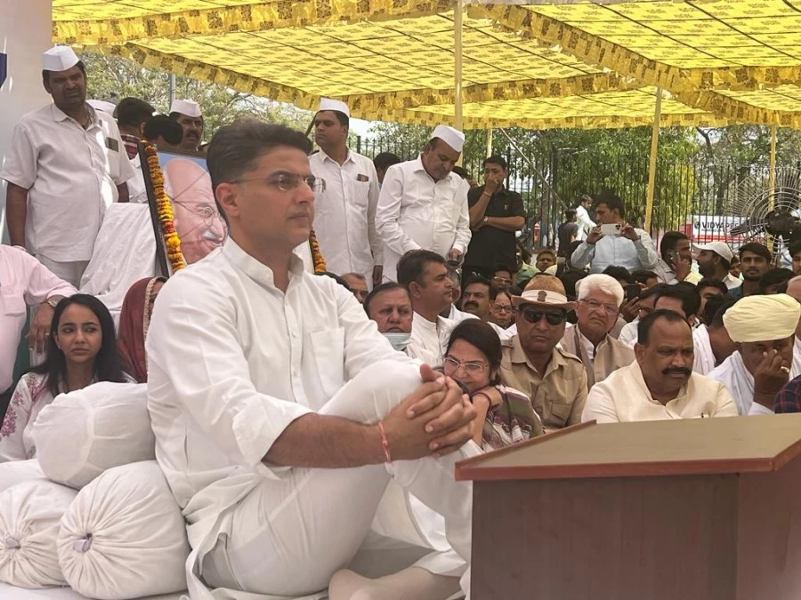 पायलट ने गहलोत को 'चेतावनी' देकर खत्म किया अनशन, CM ने जारी कर दिया ये वीडियो