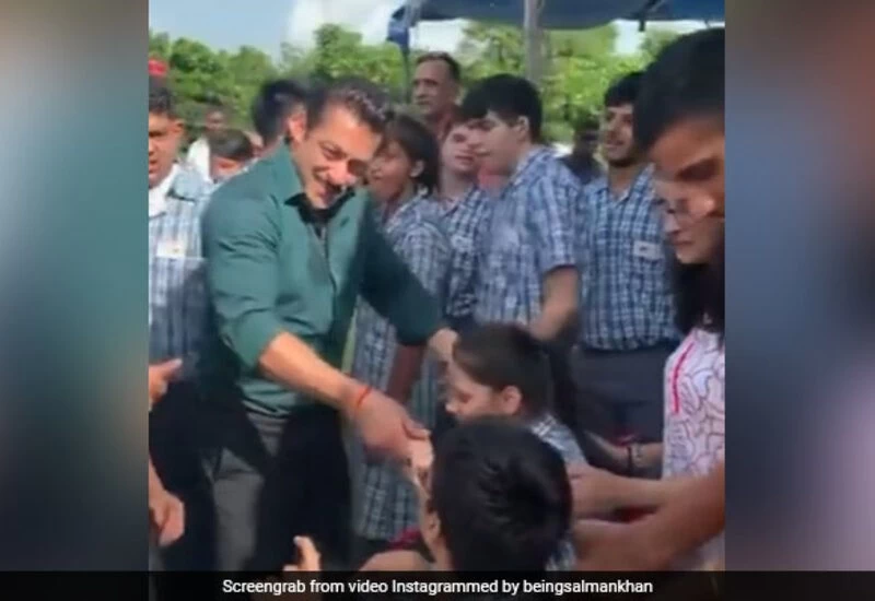 सलमान खान ने बच्चों के साथ जमकर किया डांस, शेयर किया वीडियो