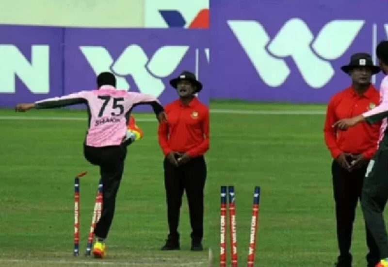 The umpires with whom Shakib Al Hasan had misbehaved, now the sword hangs on them, can get a big punishment