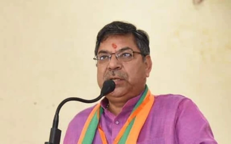 BJP state president Satish Poonia compares Rajasthan budget with black bride