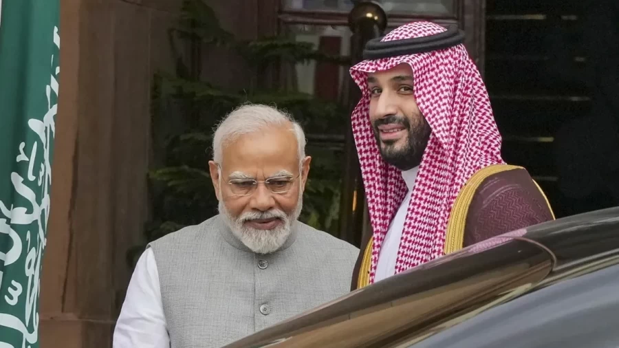 Middle East Crisis: PM Modi Consults Bahrain King and Saudi Crown Prince