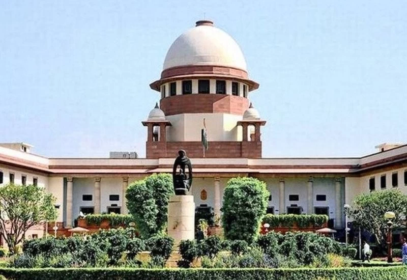 SC pushes Madhya Pradesh trust vote hearing for tomorrow; issues notice to Speaker, CM