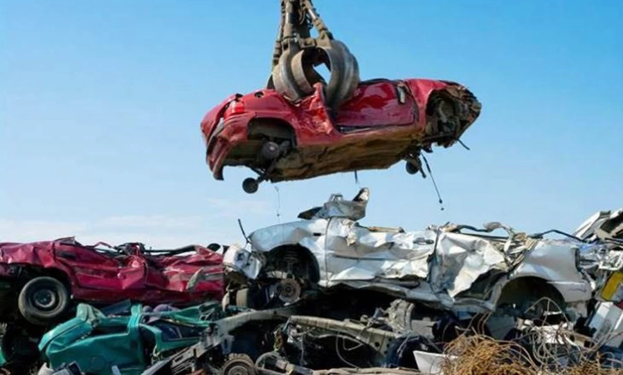 स्क्रैपिंग पॉलिसी के तहत वाहन खरीदने वालों को मिलेगी कीमत में 5% की छूट