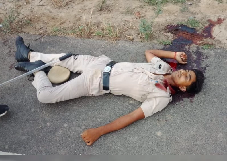 रात में गश्त पर निकले दो पुलिस कर्मियों की हत्या, पुलिस ने वारदात स्थल पर एक्टिव फोन नंबरों को ट्रेस कर जींद में एक बदमाश को मार गिराया