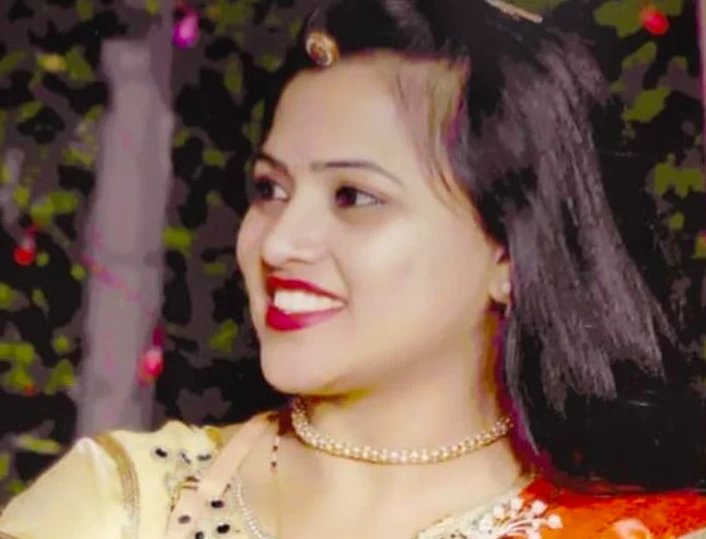 पार्लर में मेकअप कराने आई दुल्हन की गर्दन काटकर की हत्या