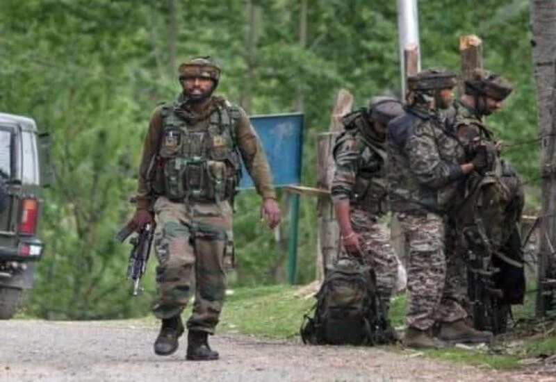 2 soldiers martyred in militant attack near J&K's Srinagar